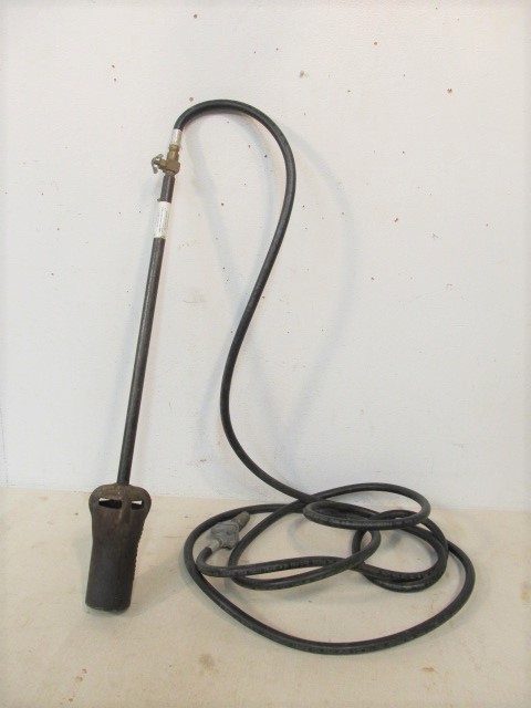 lot 122 image: 500,000 BTU Propane Blow Torch