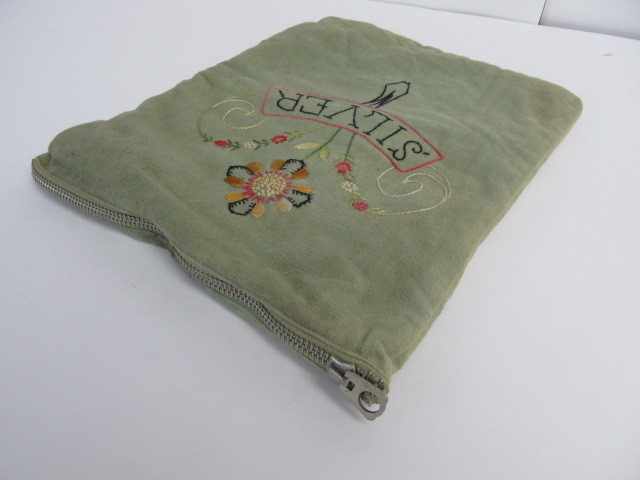 lot 239 image: Antique Embroidered Silver Pouch