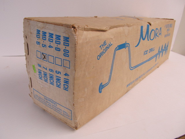 lot 260 image: NOS Vintage Ice Fishing Auger