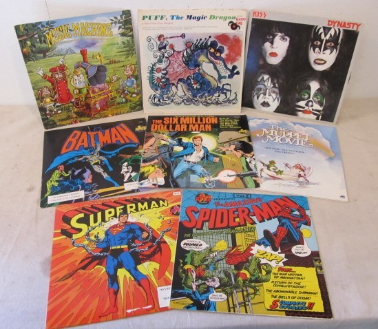 lot 266 image: Vintage Vinyl Superhero Records wKiss Album