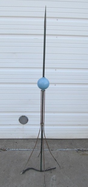 lot 283 image: Antique Lightning Rod wELECTRA Glass Ball