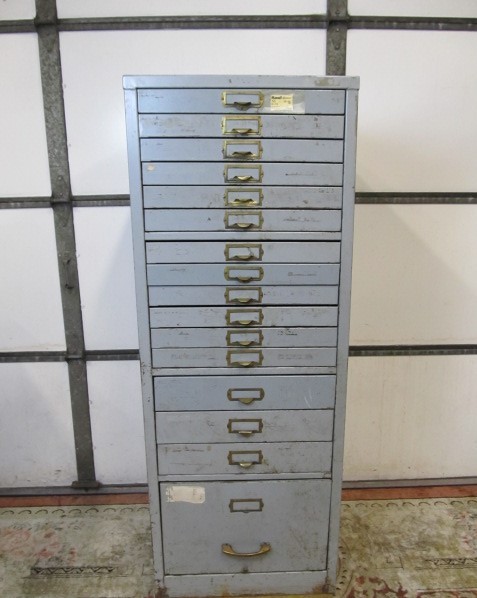 lot 6 image: Large Vintage Industrial 16-drawer Steel ToolParts Cabinet wTools