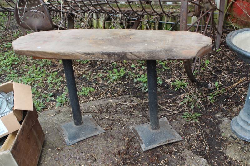 lot 276 image: Wood Work Bench with 2-Metal Legs