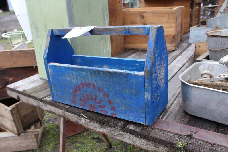 lot 288 image: Wood Work Tool Box
