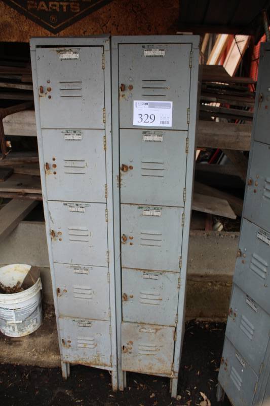 lot 329 image: 10-Door Metal Locker Cabinet