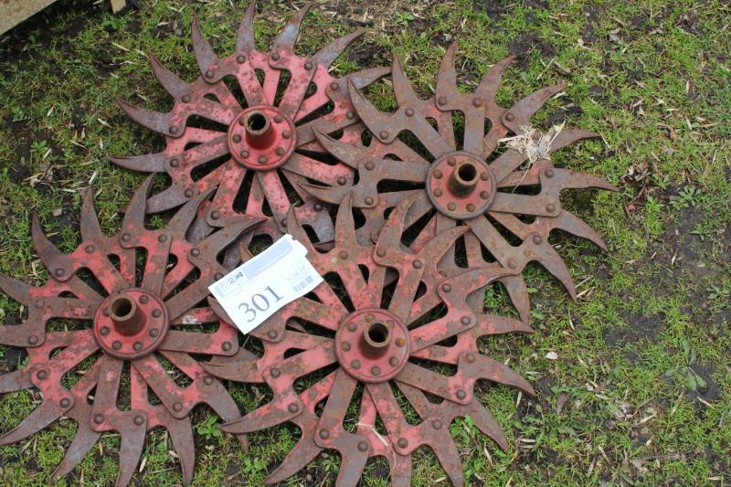 lot 301 image: Lot of (4) Metal Tiller Blades
