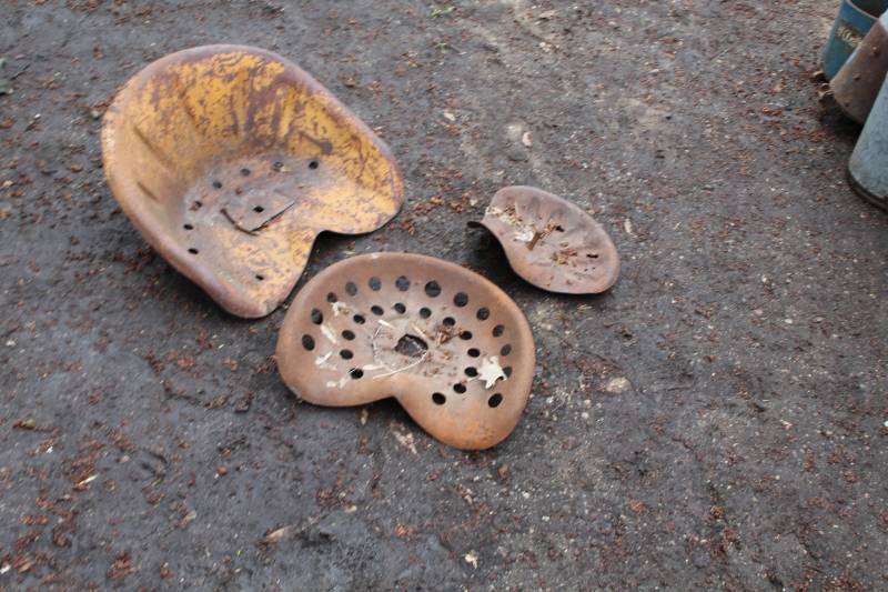 lot 437 image: Lot of (3) Metal Tractor Seats