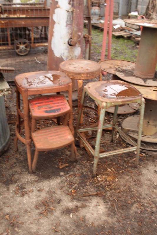 lot 401 image: Lot of (3) Metal Stools