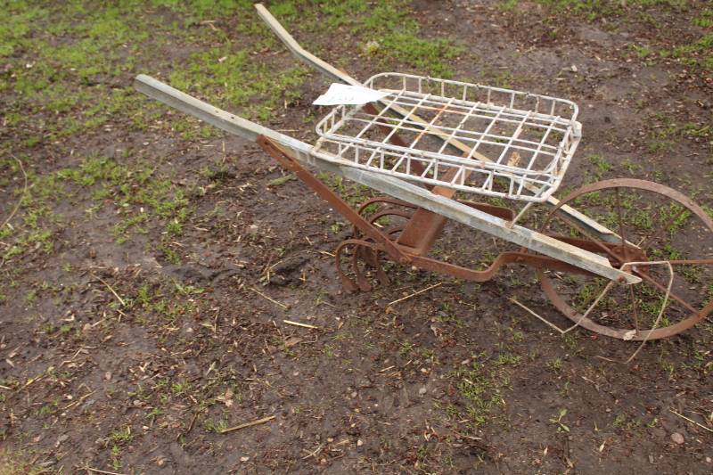 lot 459 image: Metal WheelbarrowCartCultivator