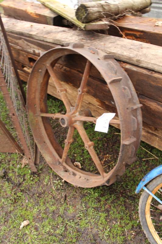 lot 455 image: Large Metal Wheel