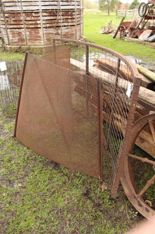 lot 456 image: Lot of (3) Large Metal Screens