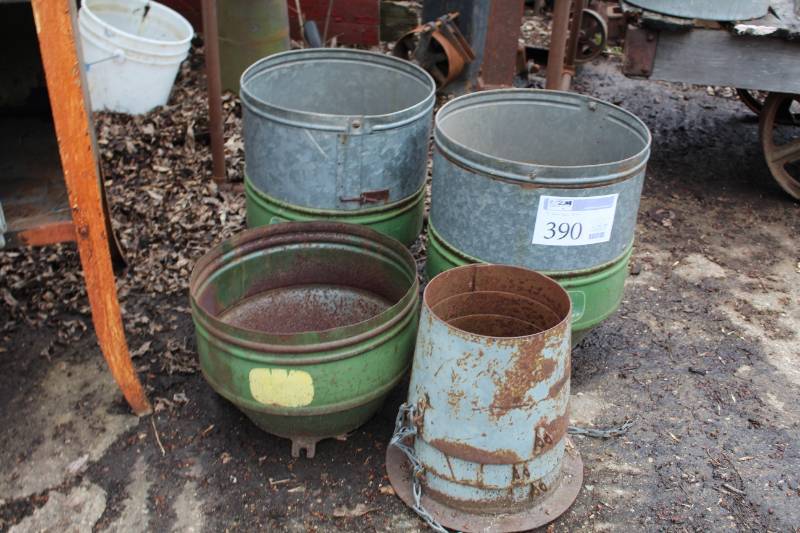 lot 390 image: Lot of (4) John Deere Metal Pots, Pans