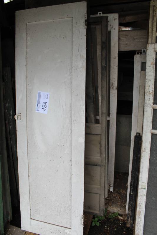 lot 484 image: Lot of (6) House Interior Doors