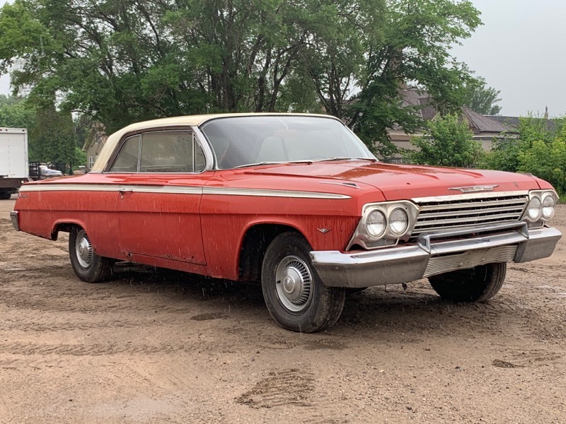 lot 2 image: 1962 Chevrolet Impala Two-Door Hardtop