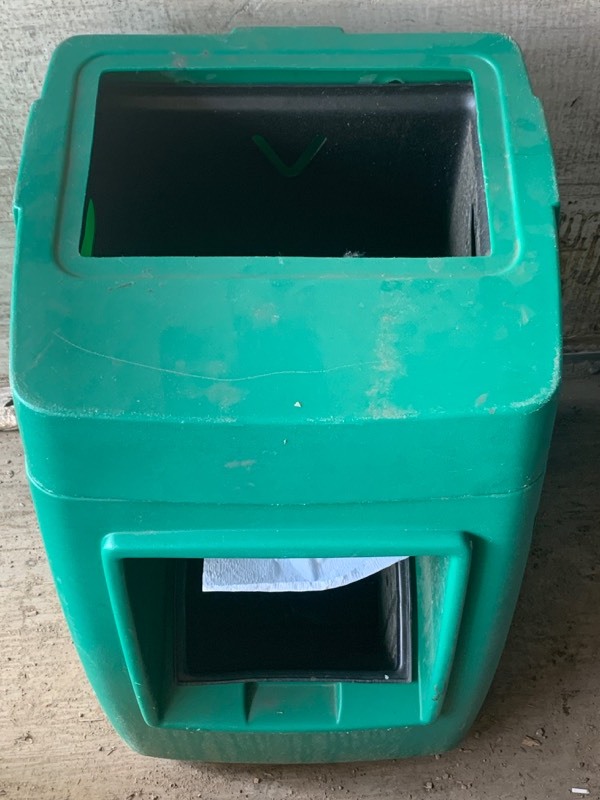 lot 33 image: Service Station Combination Garbage Can  Windshield Wash Station