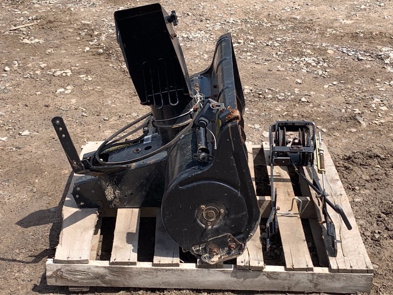 lot 23 image: Simplicity Snow Bower Attachment