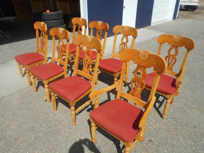 8 Dining Room Chairs