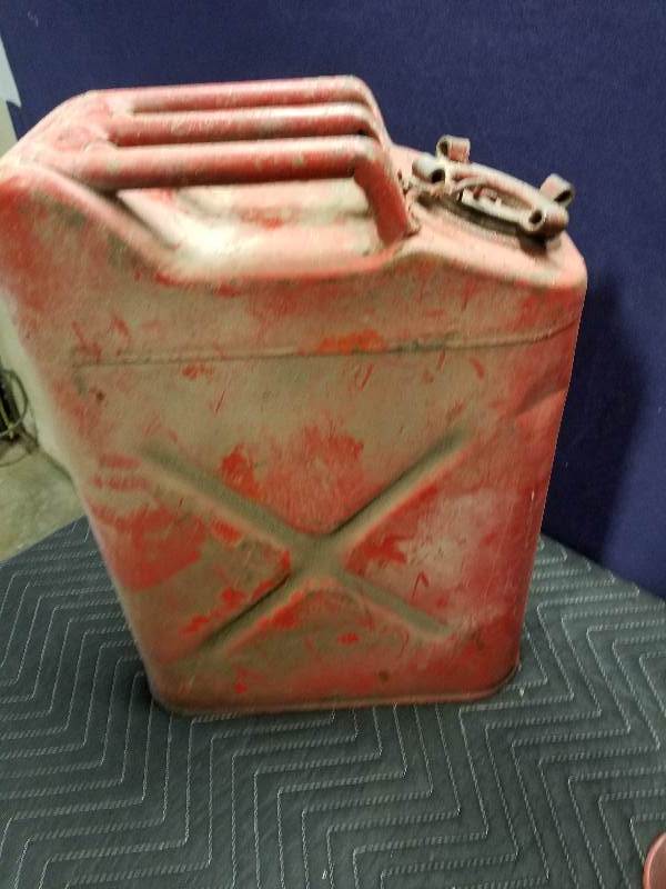 lot 23 image: Gas Cans