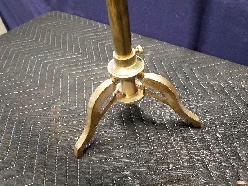 lot 25 image: Brass Telescope