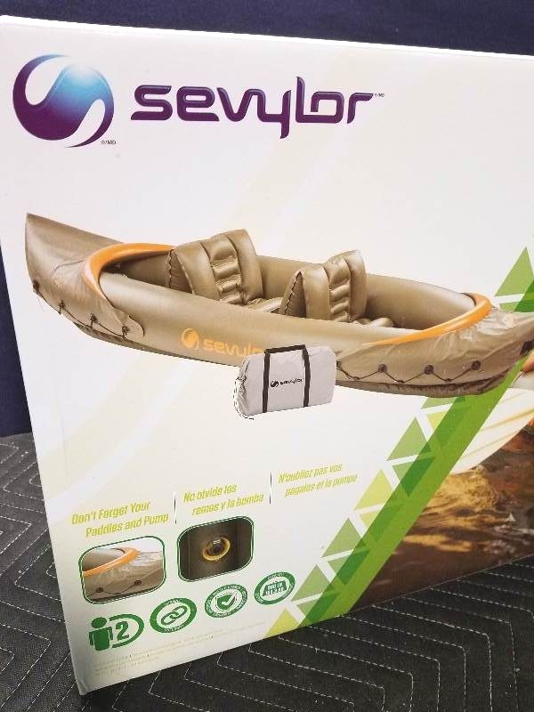 lot 29 image: Inflatable Kayak