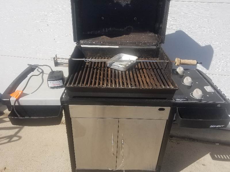 lot 46 image: Gas Grill