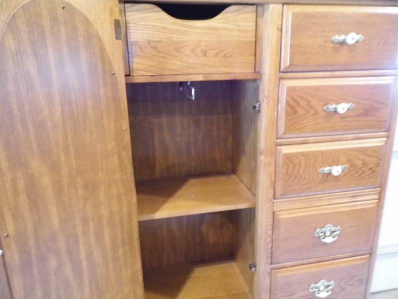 Wardrobe Cabinet