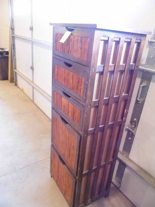Cabinet w Drawers