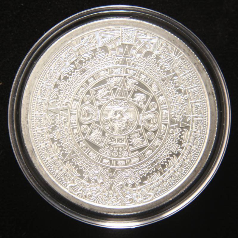 lot 24 image: 1 TROY OZ. .999 FINE SILVER AZTEC CALENDAR IN AIRTITE
