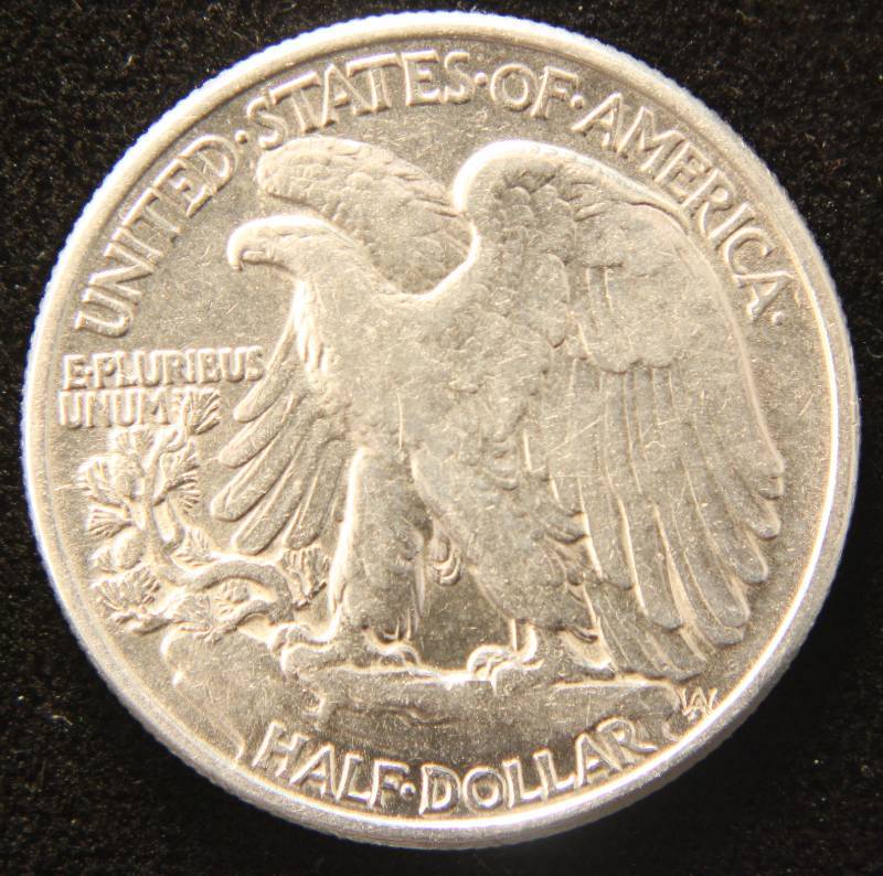 lot 37 image: 1946 WALKING LIBERTY HALF DOLLAR