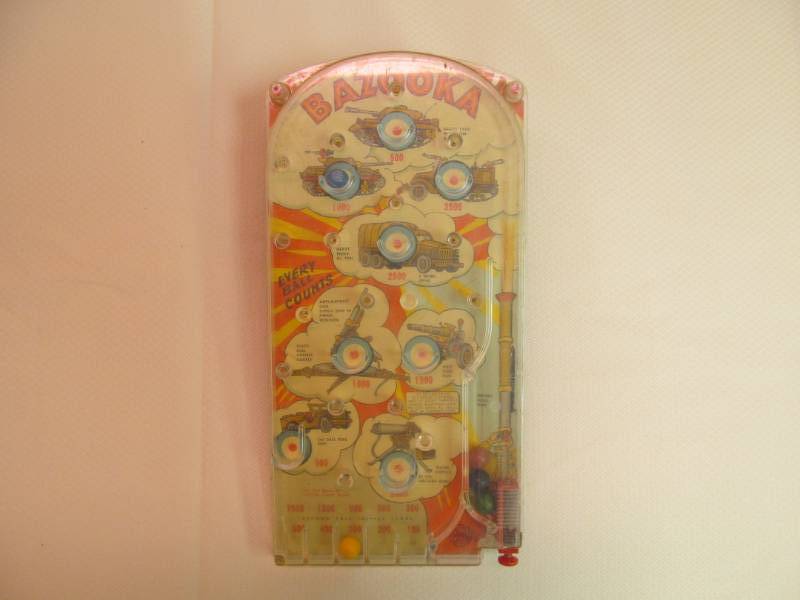 lot 2 image: Vintage Marx Marble game