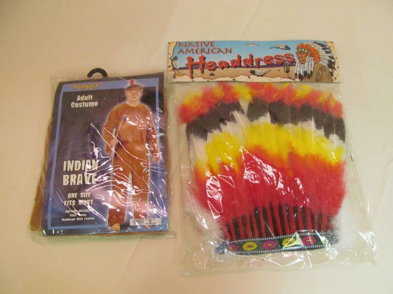 lot 3 image: costume