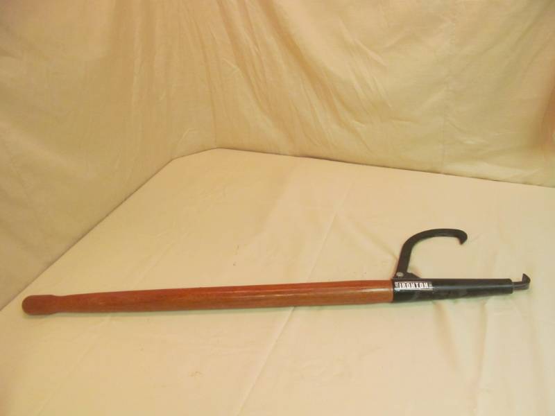 lot 39 image: Ironton log roller