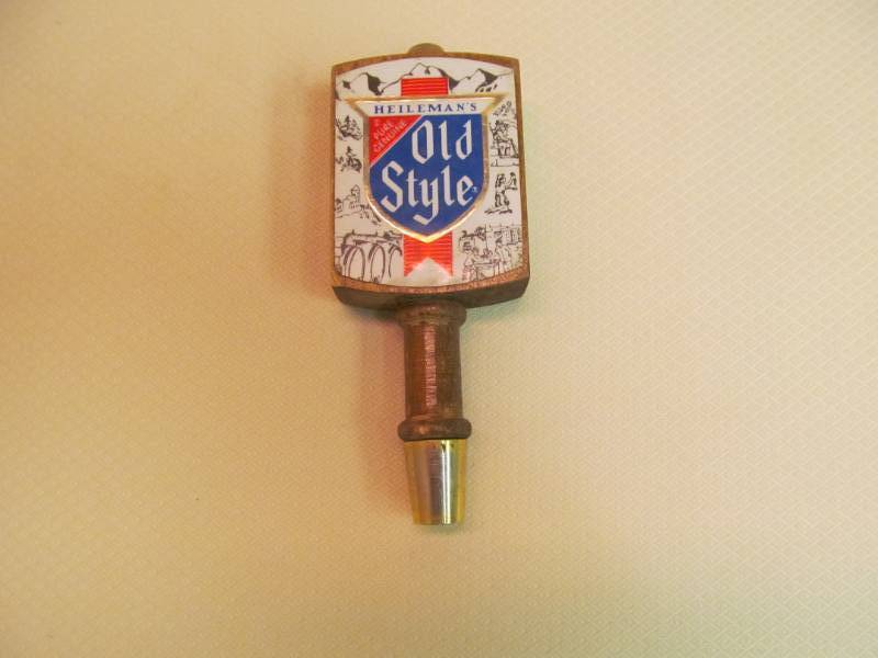 lot 81 image: Old Style Tapper handle
