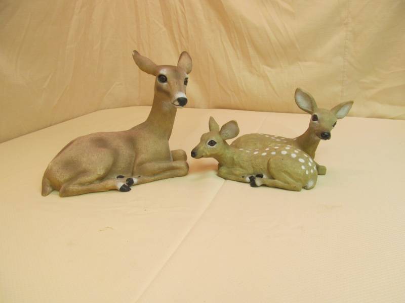 lot 85 image: Art Line Lawn Ornaments