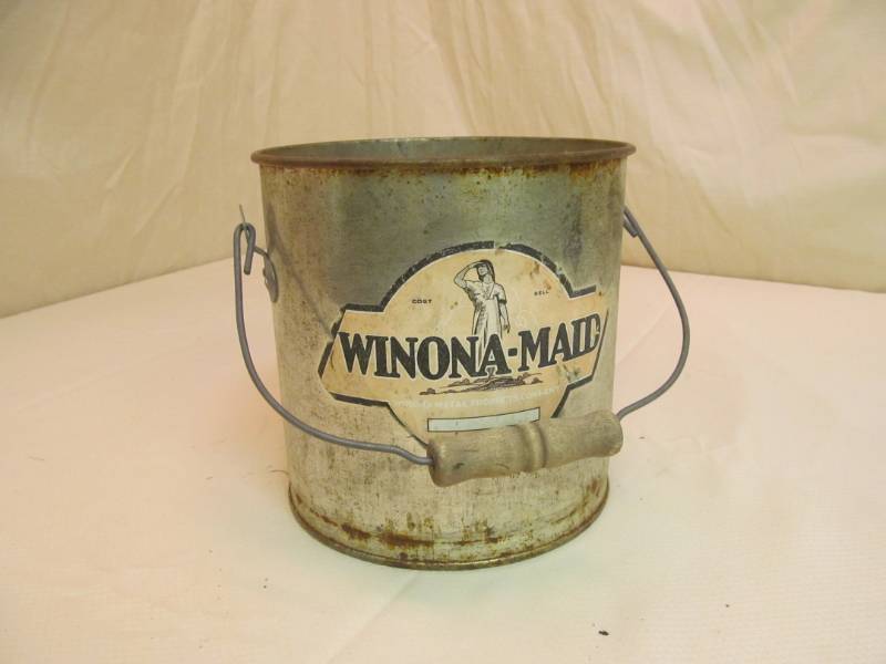 lot 91 image: Winona Maid Vintage shotgun pail