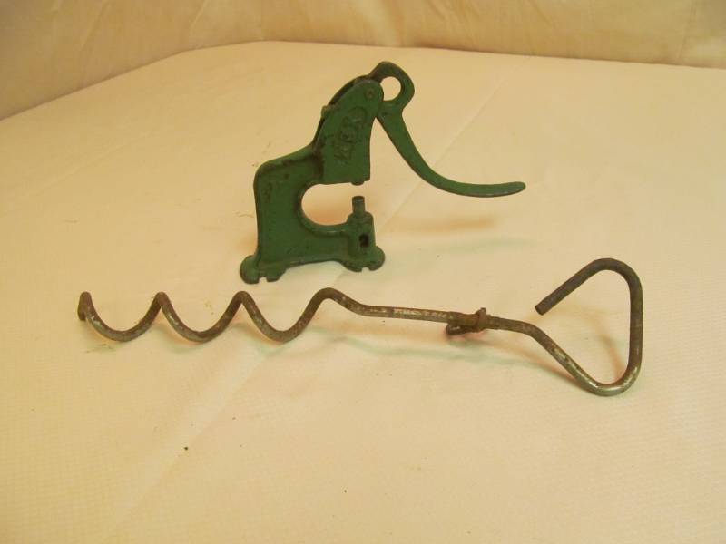 lot 104 image: Rex Leather punch, dog tie out