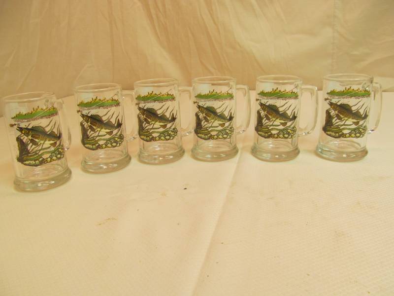 lot 120 image: Schmidt wildlife beer mugs