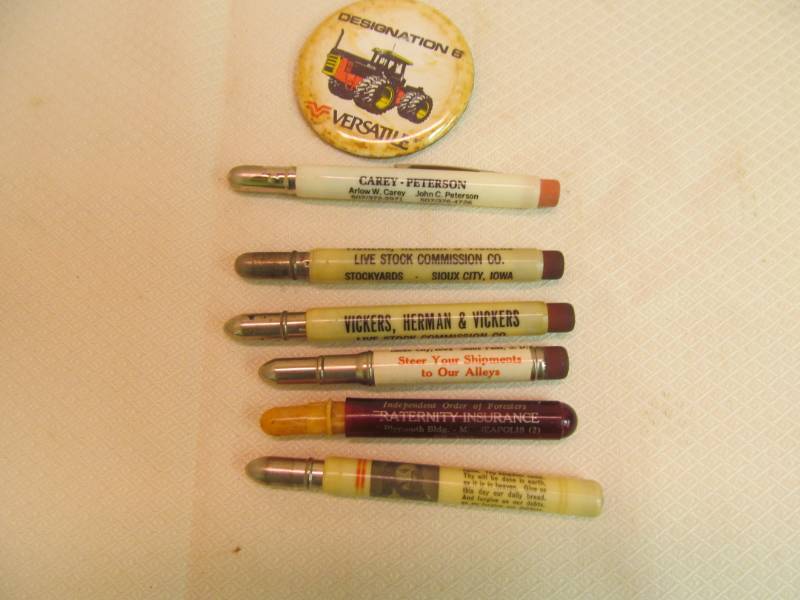 lot 127 image: Vintage pencils