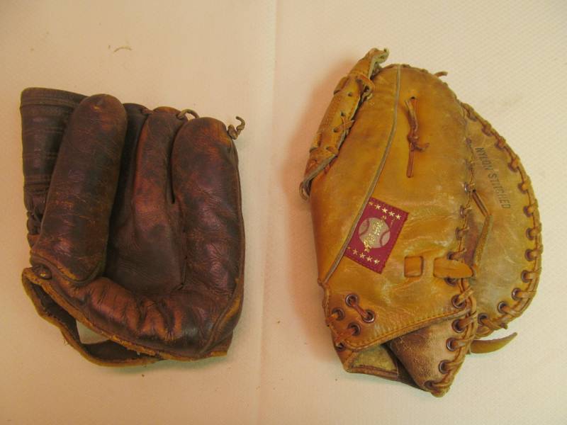 lot 143 image: Baseball gloves
