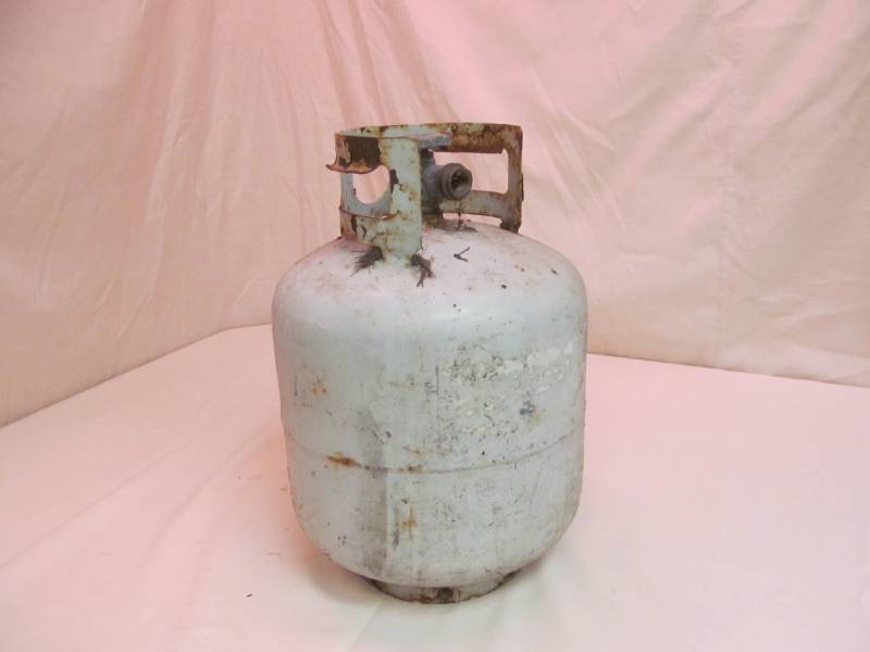 lot 169 image: propane tank