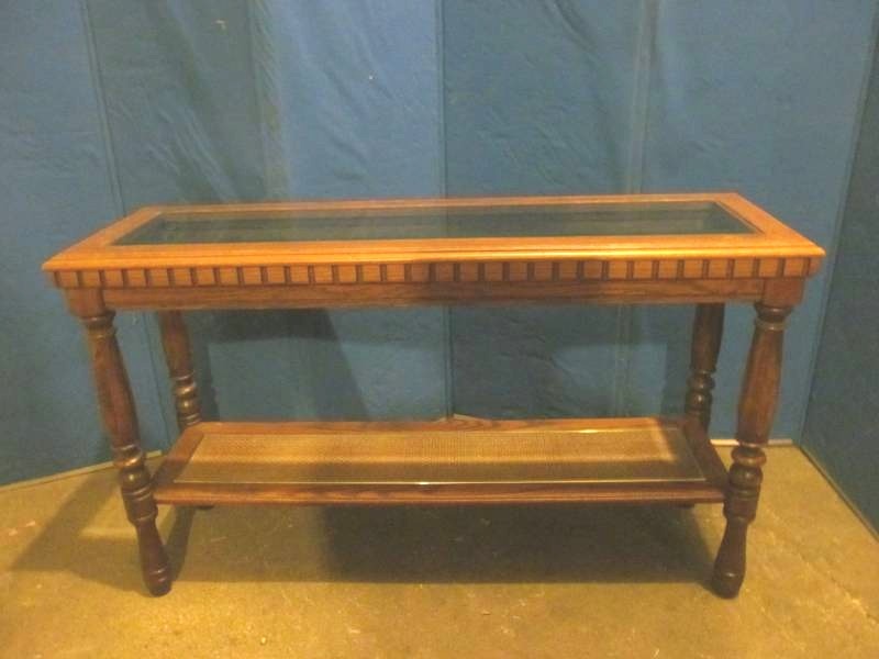 lot 199 image: sofa table