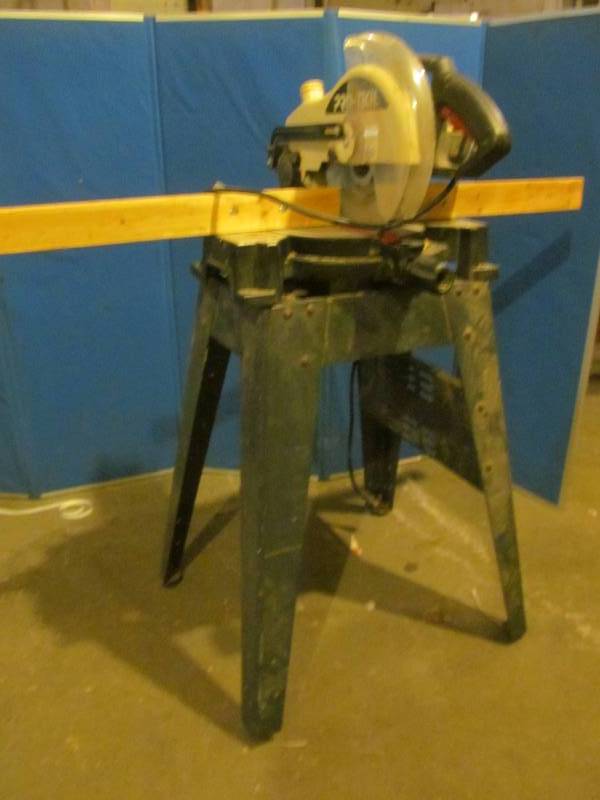 lot 80 image: Protech 10 Miter compound saw