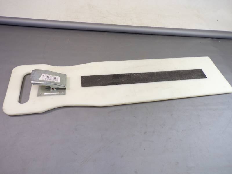lot 14 image: Fish Cleaning Board