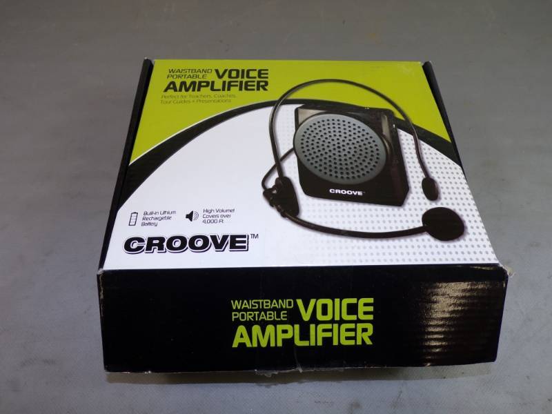 lot 19 image: Wristband Portable Voice Amplifier