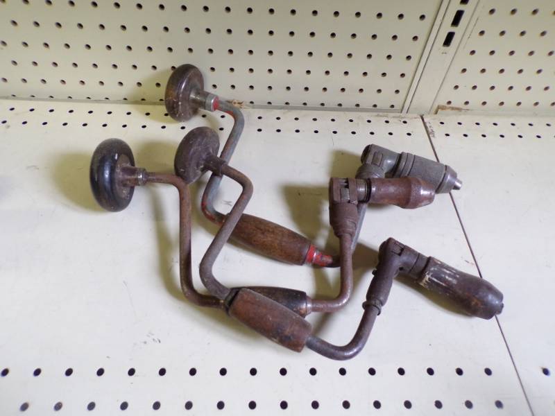 lot 26 image: 3 Vintage Drills