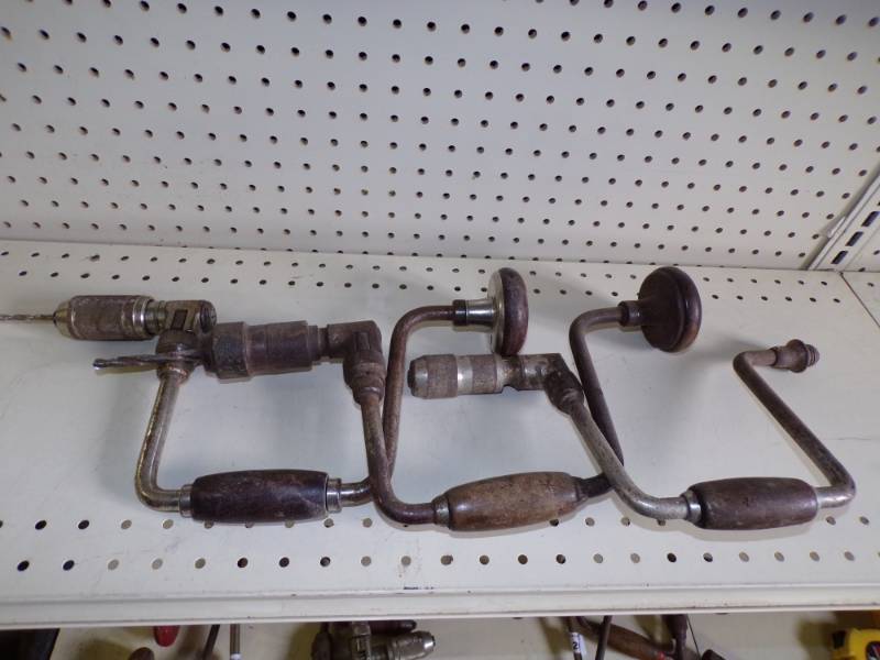 lot 32 image: Vintage Drills