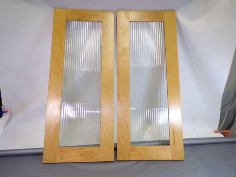 lot 47 image: 2 Maple Doors with Ribbed Glass
