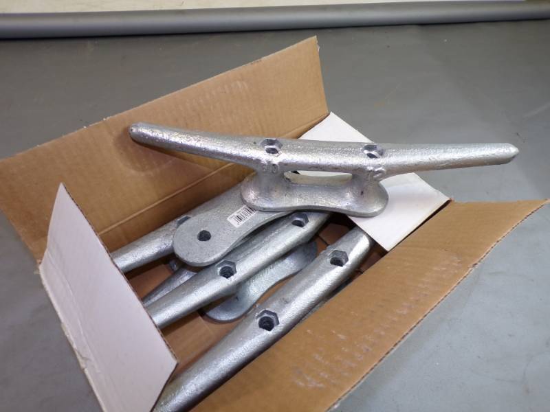 lot 48 image: Case of 5 - 12 Dock Cleats