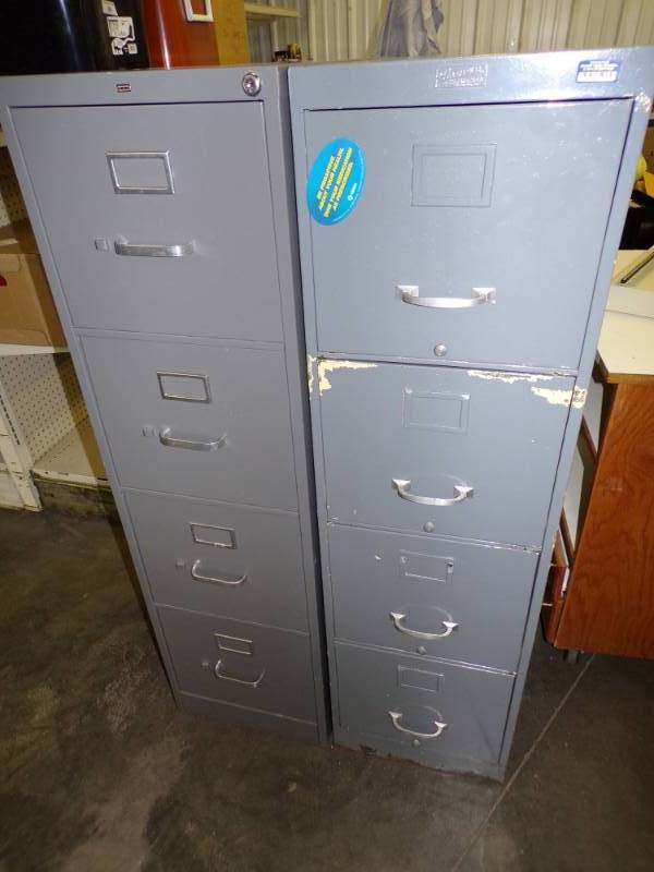 lot 83 image: Lot of 2 - 4 drawer file cabinets