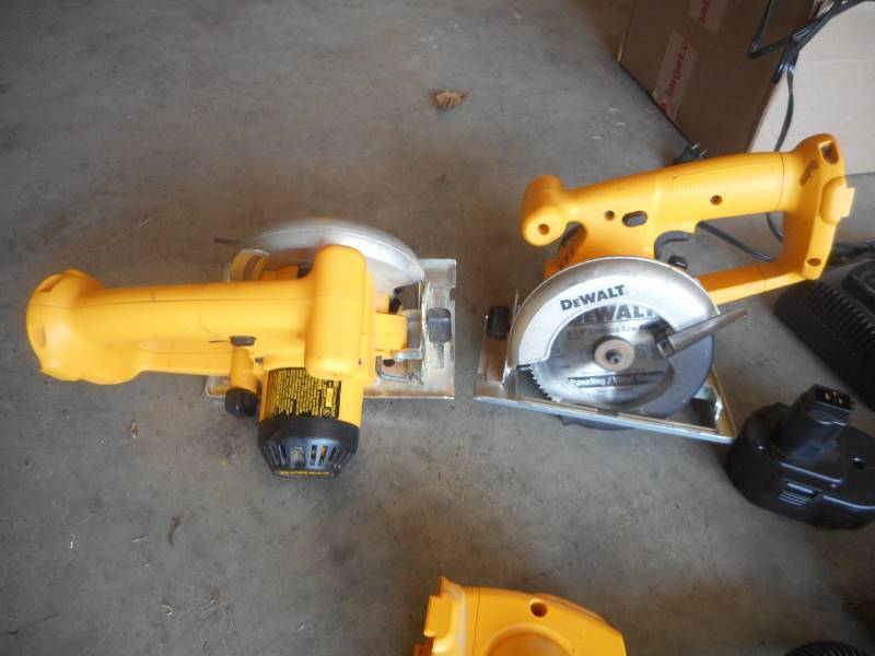 lot 9 image: DeWalt Tool Lot